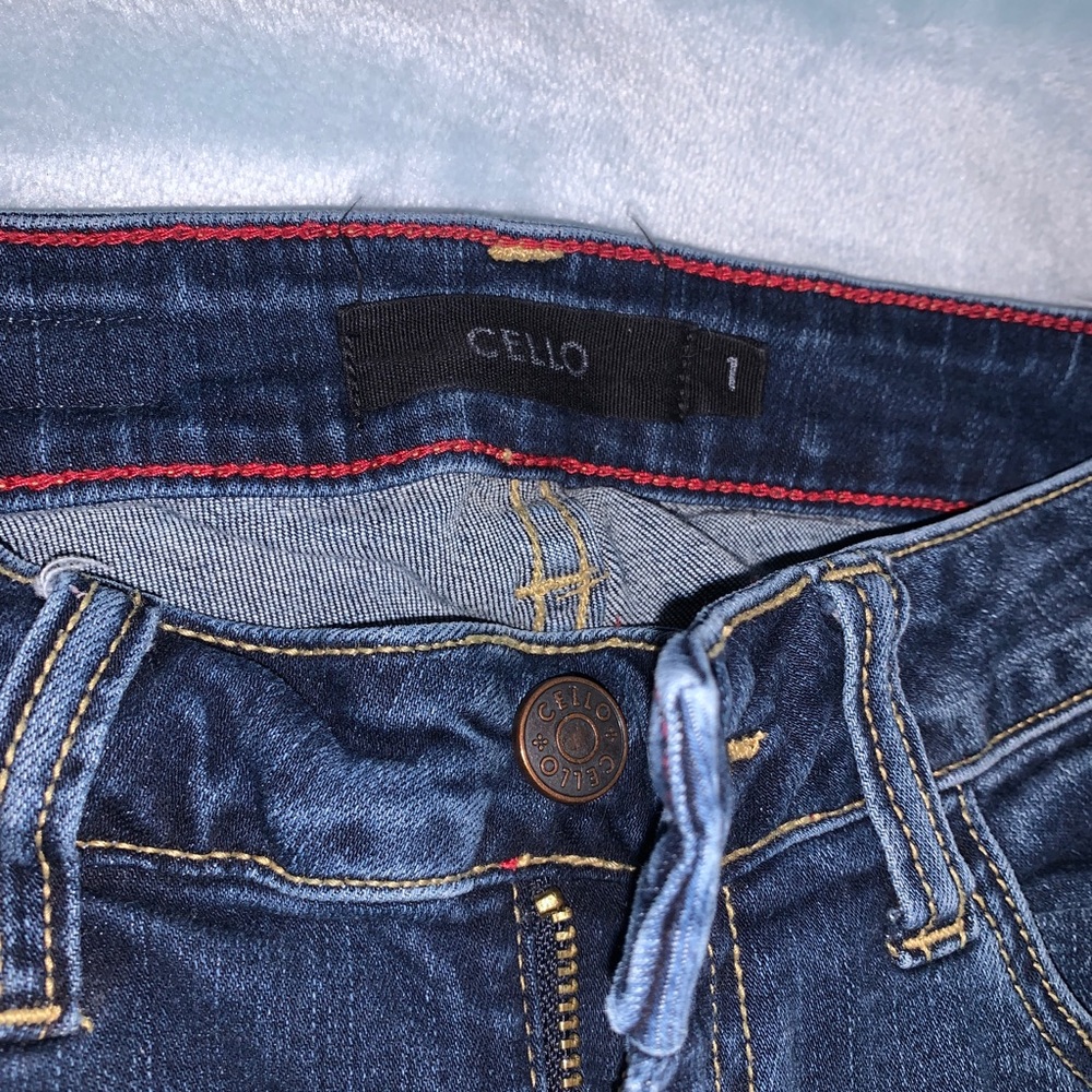 Jeans - Picture 5 of 5